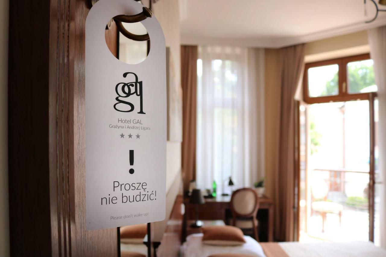 Hotel Gal Tarnow Extérieur photo